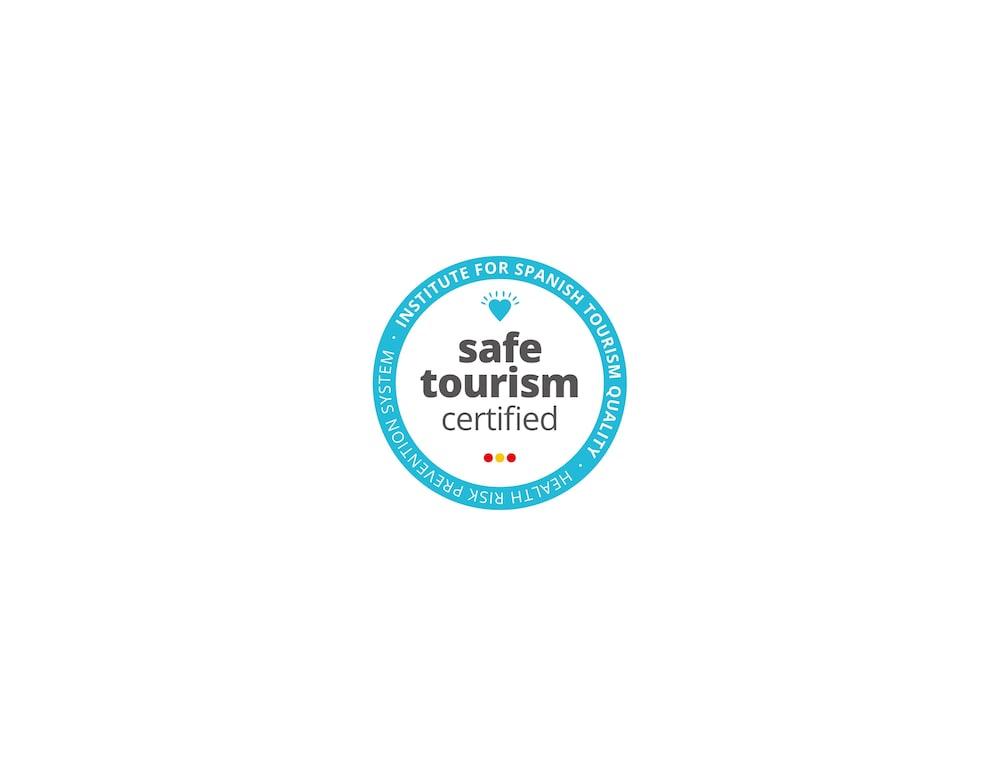 Typic Sandic Apartments เอสกานา ภายนอก รูปภาพ