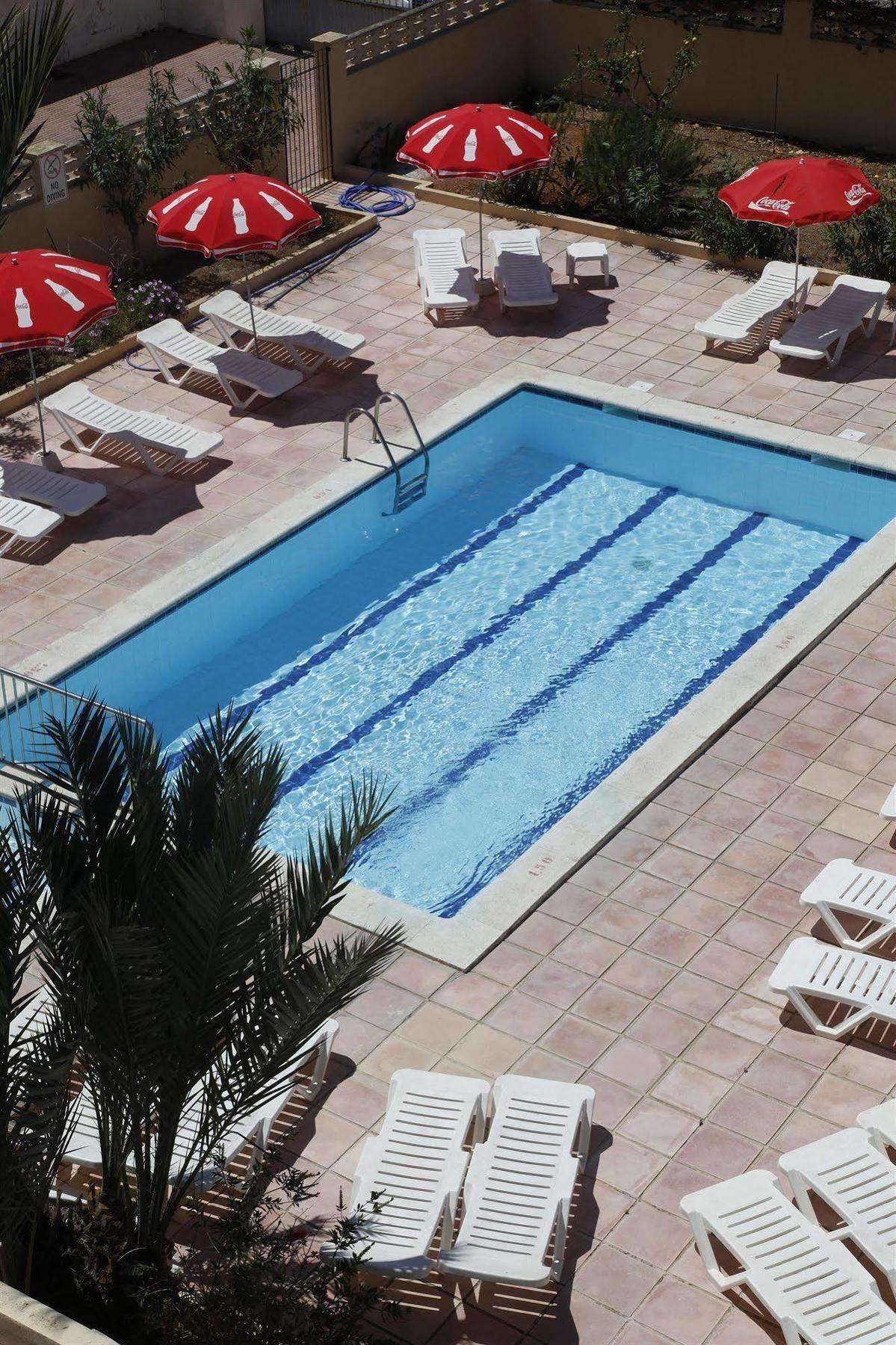 Typic Sandic Apartments เอสกานา ภายนอก รูปภาพ